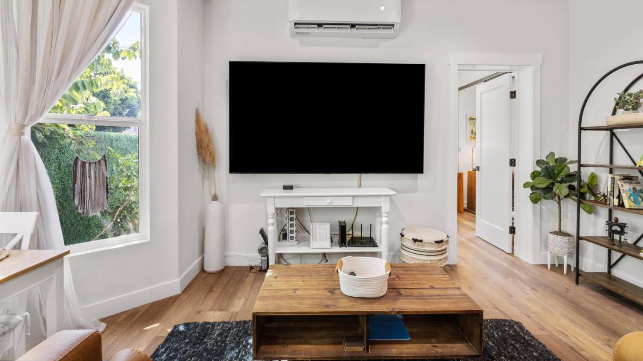 Newly Remodeled Beautiful 2Br Flat In Atwater Village Glendale Dış mekan fotoğraf